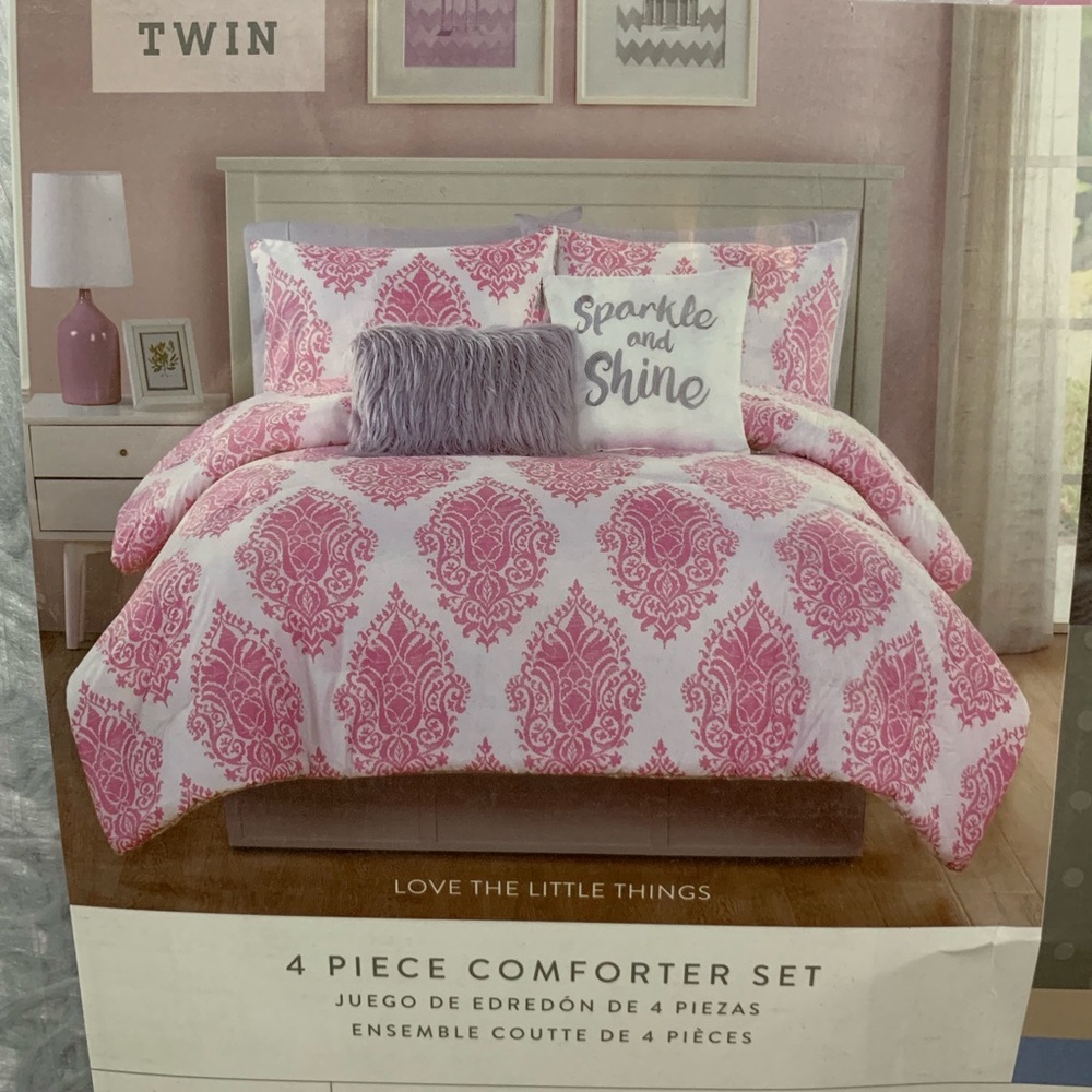 Brand New Girls Bedding